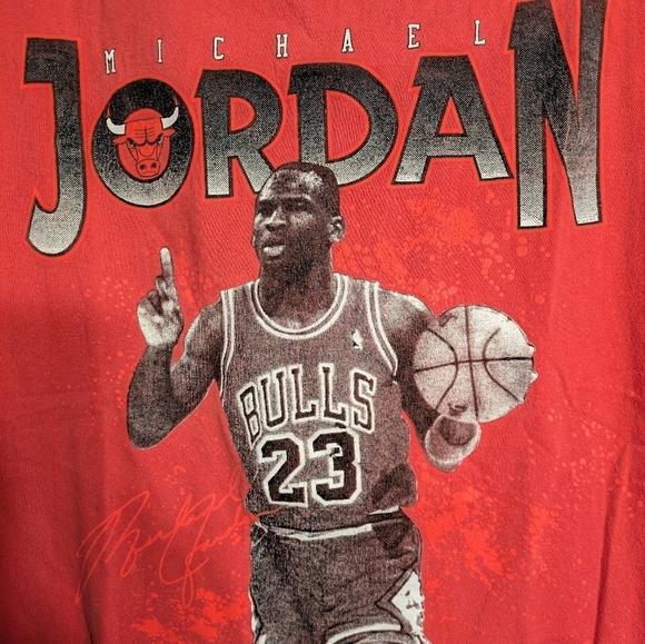 Red Graphic T-Shirt - Picture 4 of 11